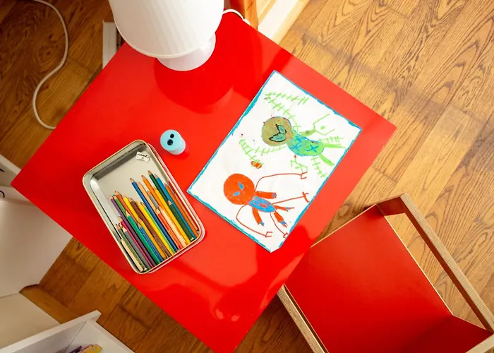 Comfortable In A Strategic Position Apartment *